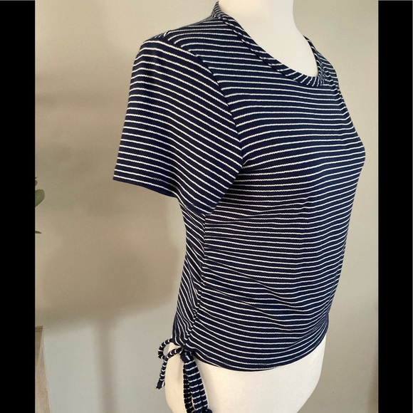 ❌SOLD Olivia Rae Navy Striped Top - Picture 2 of 7